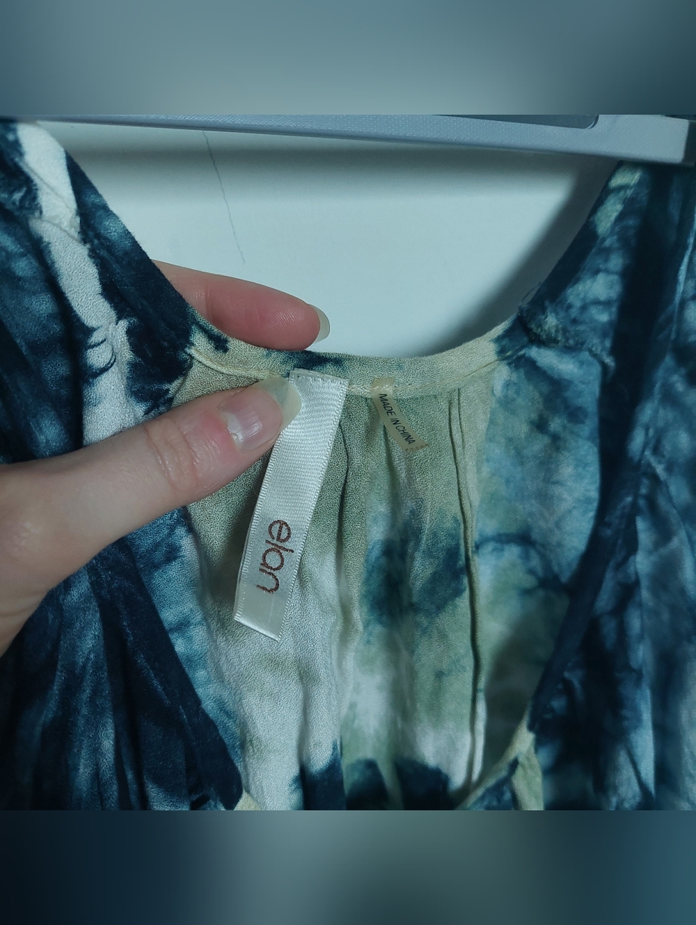 Elan Tie-Dye Flowy Cold-Shoulder Cami Top - Blue & Green - Picture 3 of 6